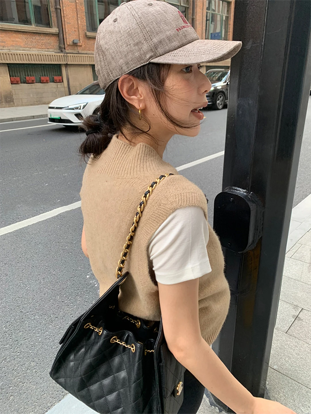 Autumn Winter Soft Cozy V-Neck Knitted Vest Shirt Outerwear Layering Sweater Vest Medium Warmth Regular Length No Button