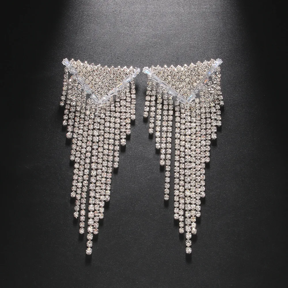Fashion rhinestone earrings, personalized triangular fringed temperament earrings, super flash jewelry earrings