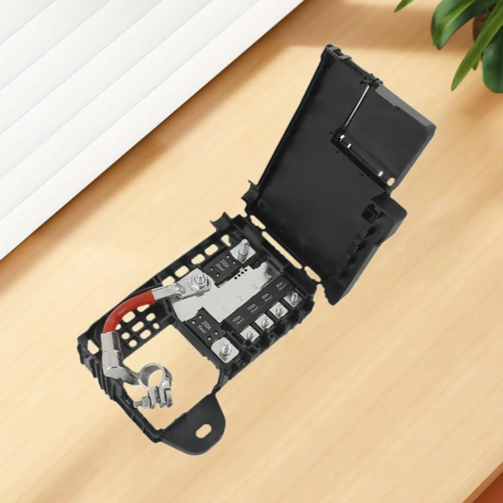 Fuse Box Battery Terminal Auto Component Garage Replacement Maintenance with Cover 84499606 Assembly for Cadillac XTS 2013