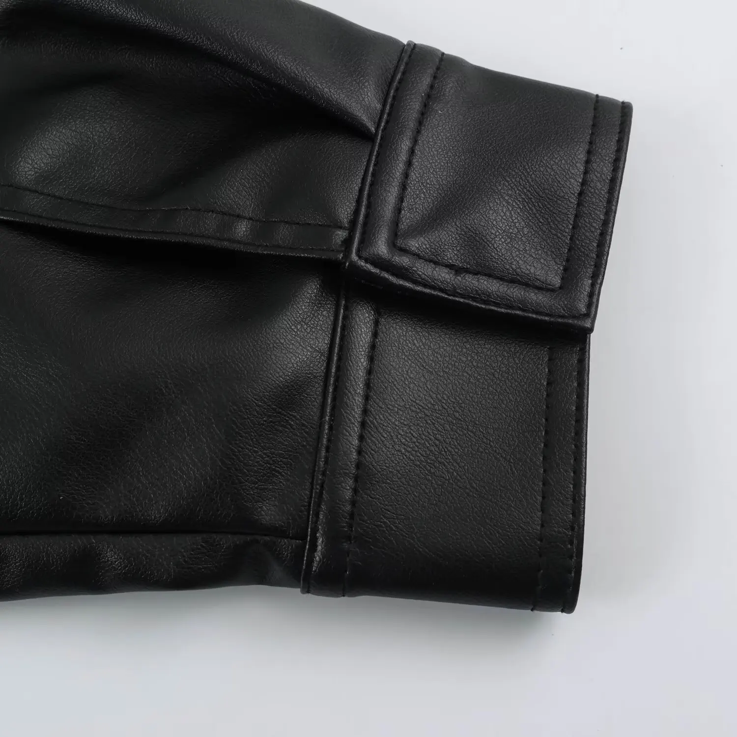 Women Leather Effect Jacket with Belt Lapel Collar Zip Up Long Sleeve Slim Fit Elegant Coat Autumn Winter Outerwear Fashion