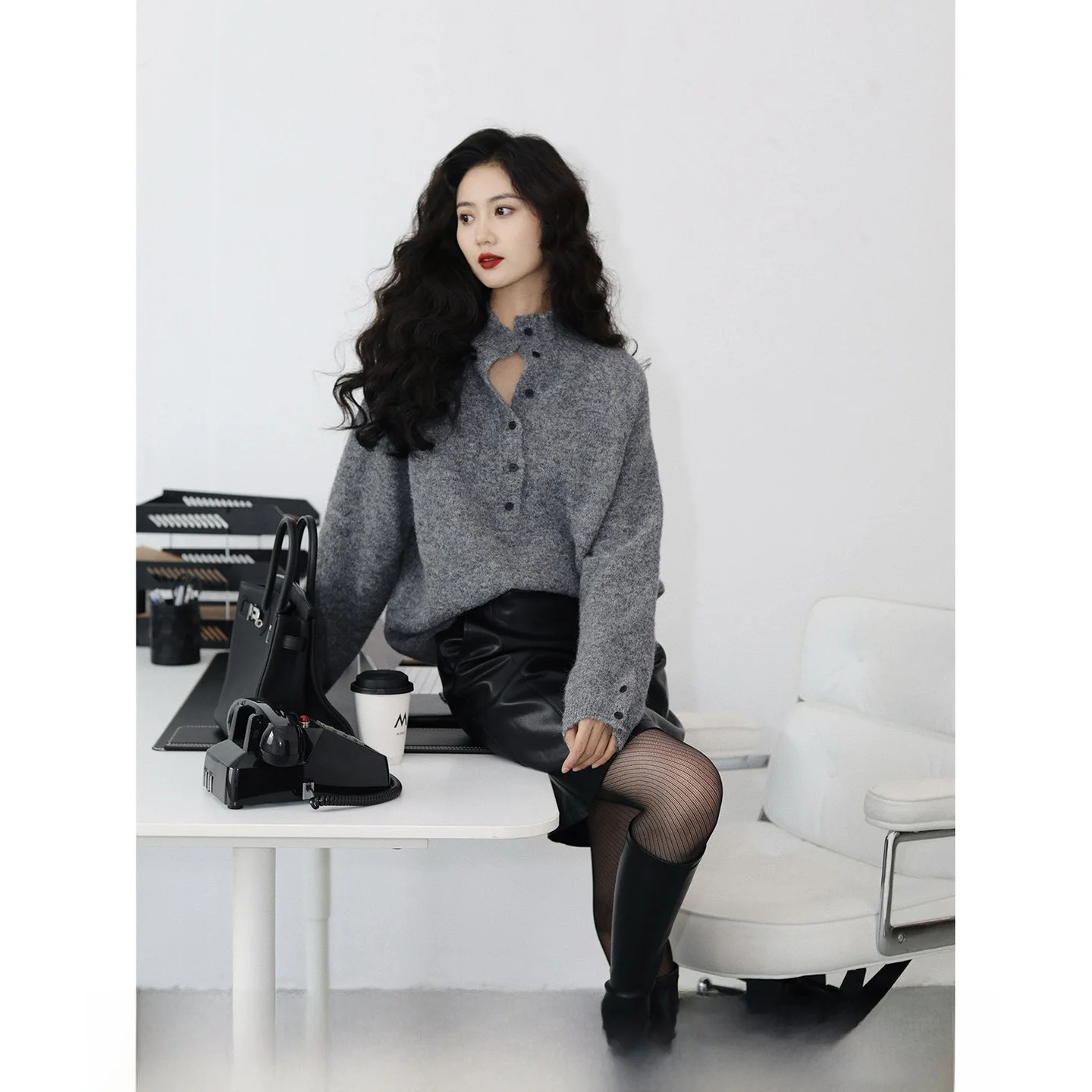 

Soft Alpaca Sweater Women's Spring Autumn New Sle Button Design Cozy Knitwear V-Ne Long Sve Thiened Commute Sle