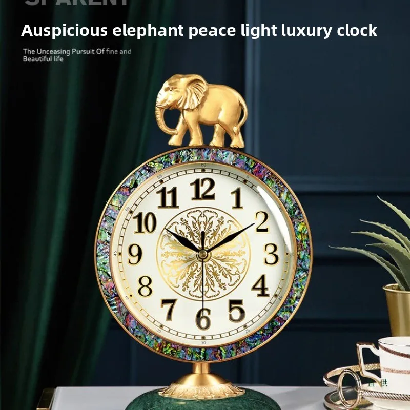 Pendulum desktop clock, desktop retro ornament European-style desk clock, living room haute horlogerie