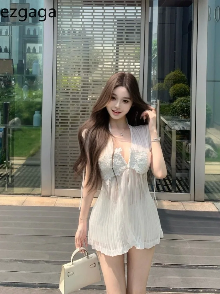 

Ezgaga Shirts Women Flowers Sleeveless V Neck Loose See Through Summer Fashion Elegant Blouse Female Casual Tops Sexy Chic