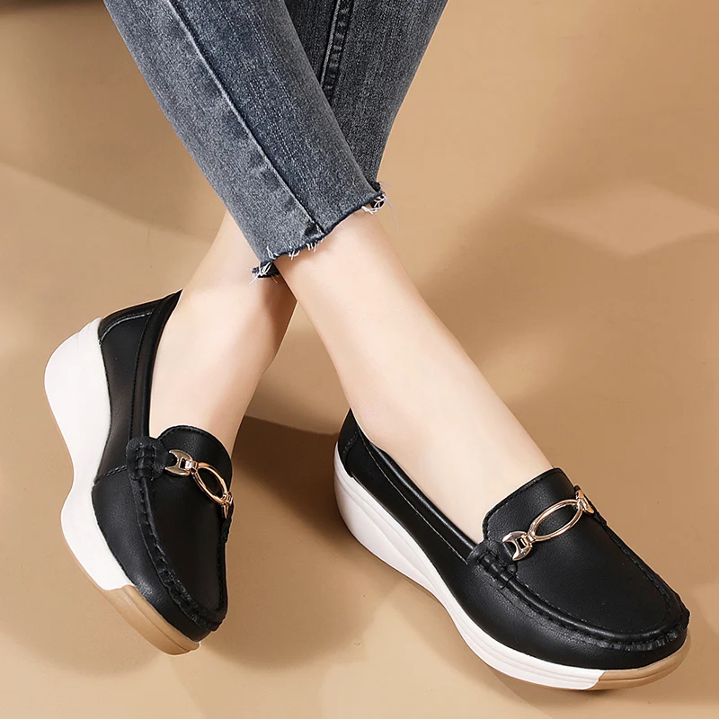 Slip On Women Loafers Women Shoes 2024 New Leather Flat Shoes With Wedge Heels Casual Flats Zapatos Mujeres Moccasins Female