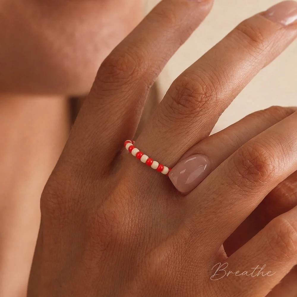 1pc Women's Trendy Round Glass Beaded Ring Red and Light Pink Alternating Bead Stretch Style Fashion Finger Jewelry