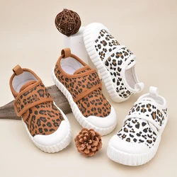 Bambini primavera estate antiscivolo alla moda scarpe con stampa leopardata bambini uscire a piedi tela ED7027 ED7028