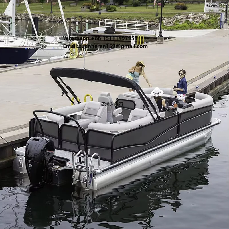 Durable 27 FT Fiberglass Luxury Yacht Factory Direct with Powerful Outboard Engine and Fiberglass Hull