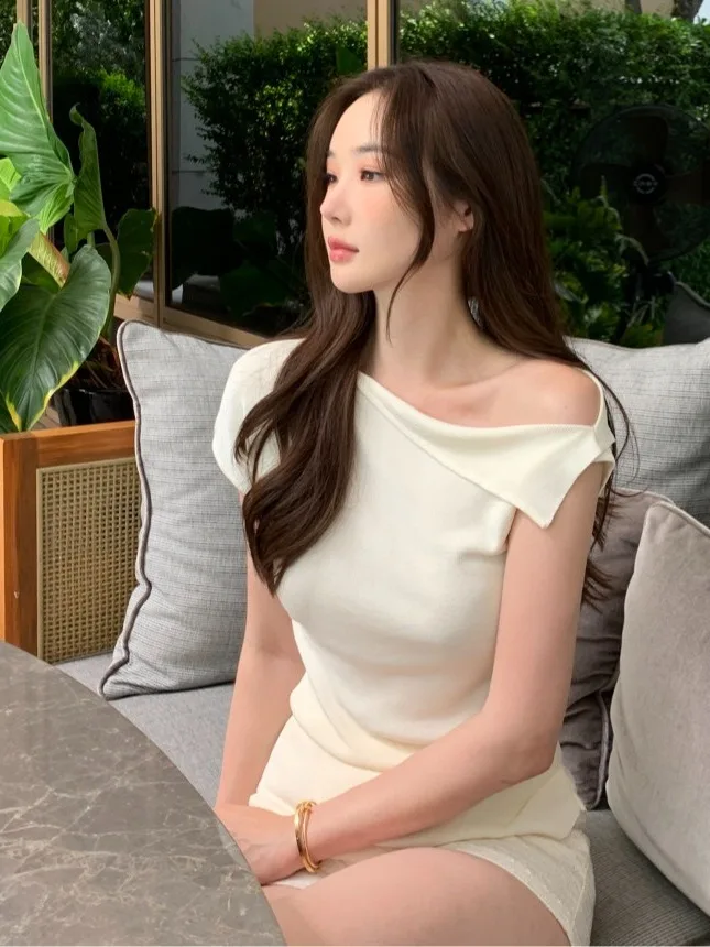 

Ele Off-oulder Knitted Top Women's Summer Faion Design Side Pleated Asymmetrical Korean Sle ort Sve Sweater