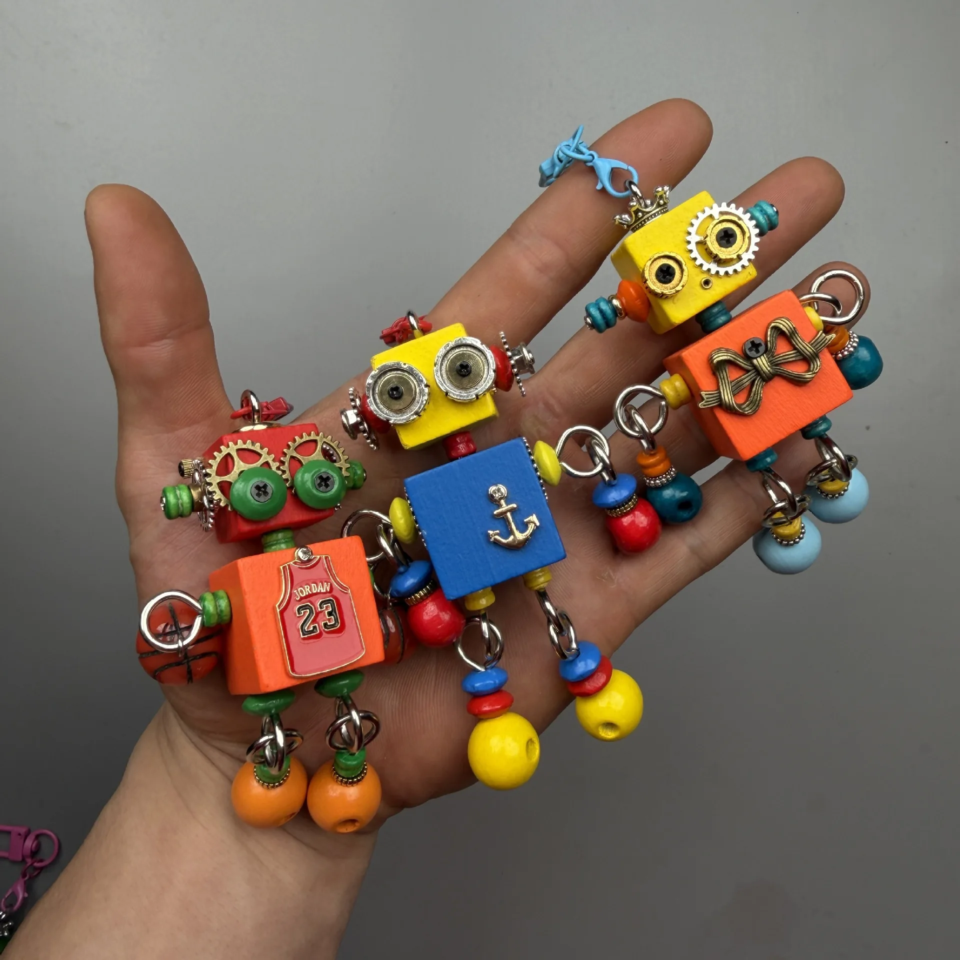6pcs/set Creative Handmade DIY Punk Robot Wooden Southeast Asian-style Punk Robot Bag Charm Colorful Hanging Ornament Keychain