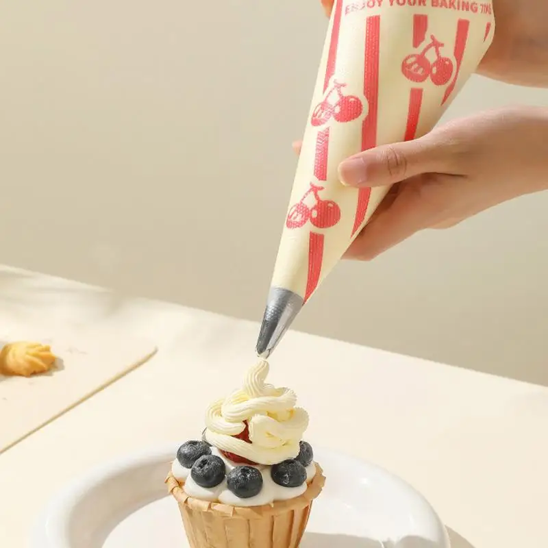 Cake Piping Bags 50 Pieces Piping Bags With 3 Piping Tips Pastry Bags Baked Cake Decoration Set Sturdy Frosting Piping Kit For