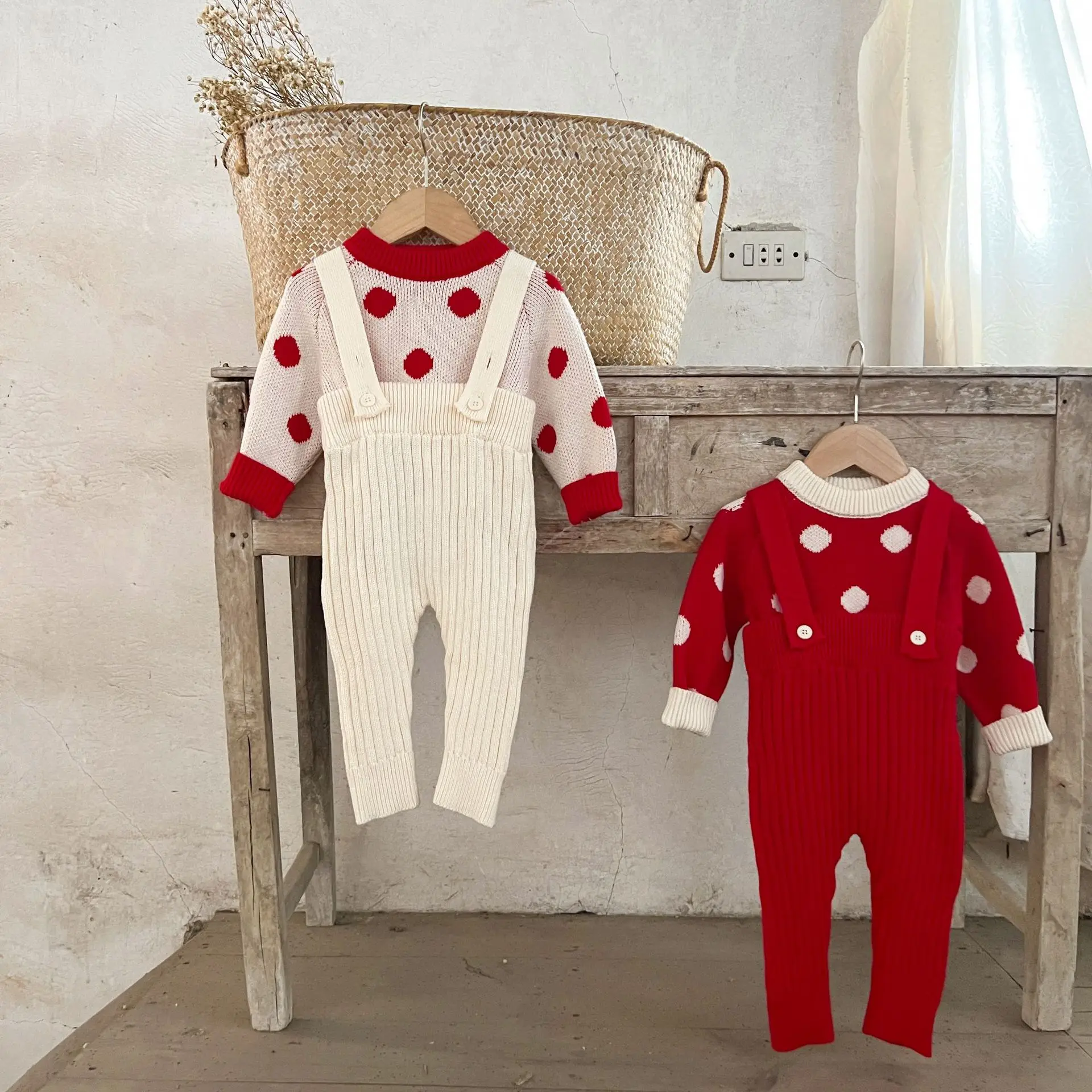 

Ins Autumn Newborn Girl 2PCS Clothes Set Cotton Dot Infant Girl Knitted Sweater Outfits Solid Ribbed Kid Baby Girl Overalls Suit