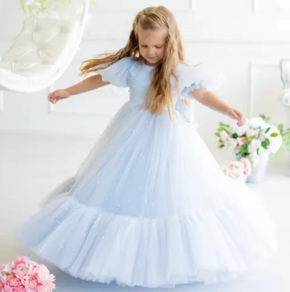 Aangepaste bloemenmeisjesjurk hemelsblauwe tule parels met striklint korte mouw voor bruiloft verjaardagsfeestje prom banketjurk