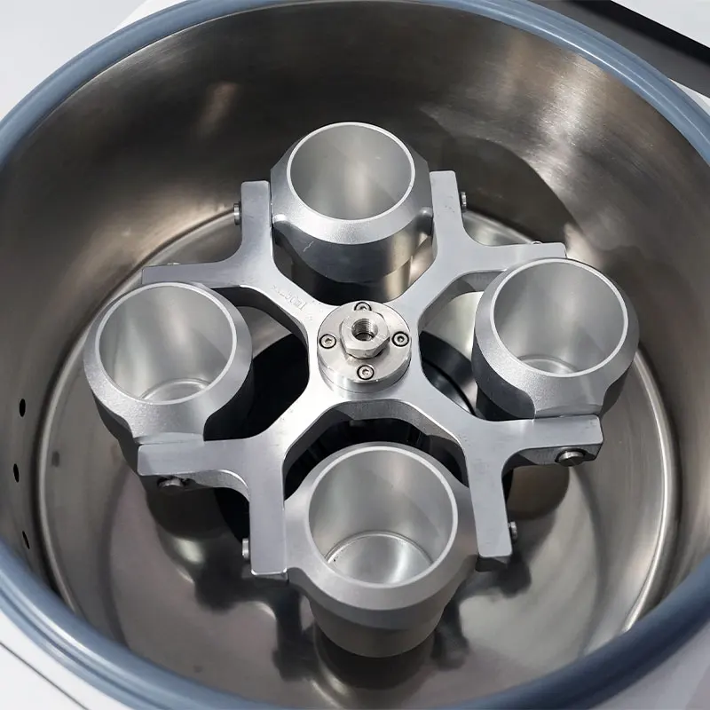 جهاز طرد مركزي طبي سطح الطاولة جهاز طرد مركزي مبرد منخفض السرعة مع شاشة رقمية OLED للمختبر