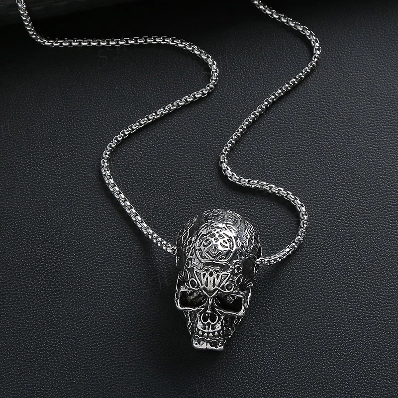 Boho Retro Hip Hop Stainless Steel Skull Pendant Necklace Trendy Men And Women Personality Domineering Design Necklace Gift 2022