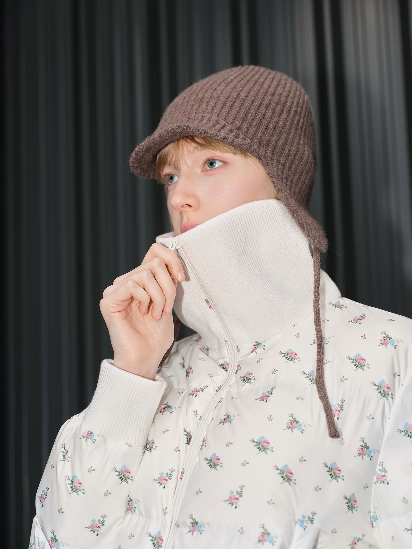 جاكيت نسائي شتوي جديد بطبعة زهور بيضاء، ياقة مصممة، أزياء الشارع الراقية، دافئ، أكمام طويلة، سحاب