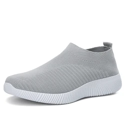 Women Flats Casual Shoes Slip On Fashion Flykint Waking Sneakers Breathable Female Loafers Lightweight Women Footwear Big Size