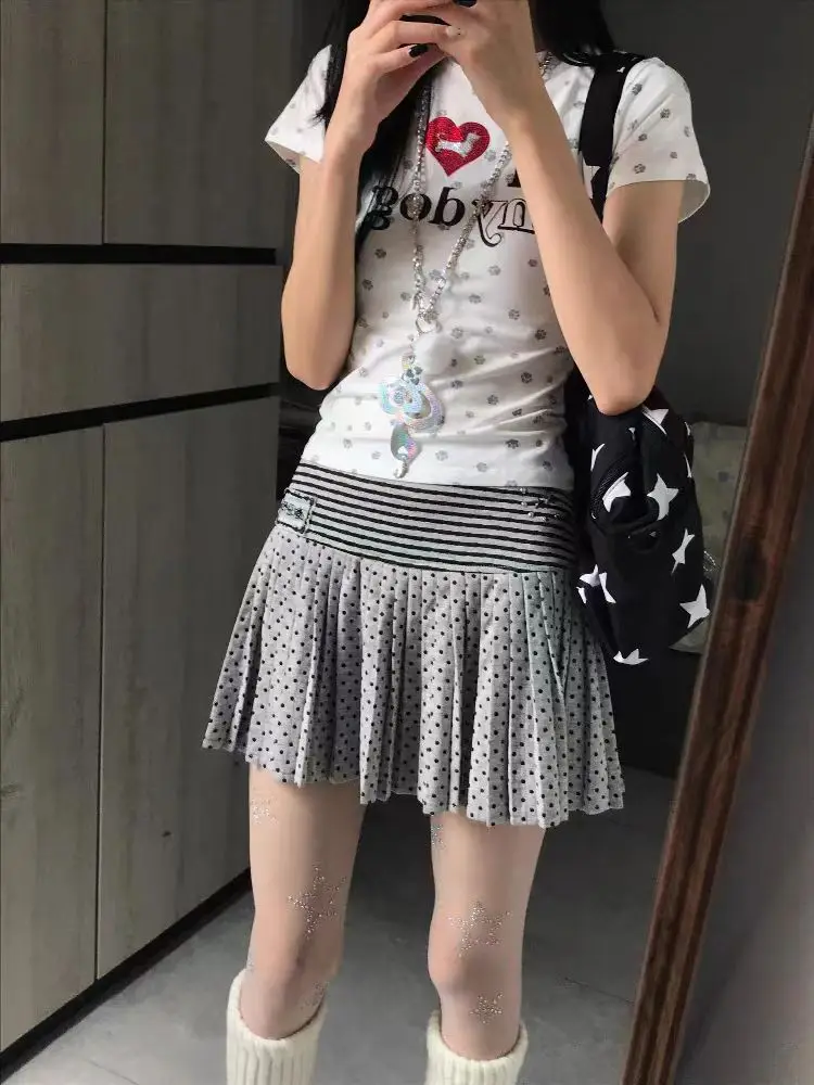 일본의 새로운 하이 웨이스트 폴카 도트 짧은 치마 여성 여름 캐주얼 Y2k 프릴 스트라이프 스커트 여성 디자인 레트로 그레이 의상