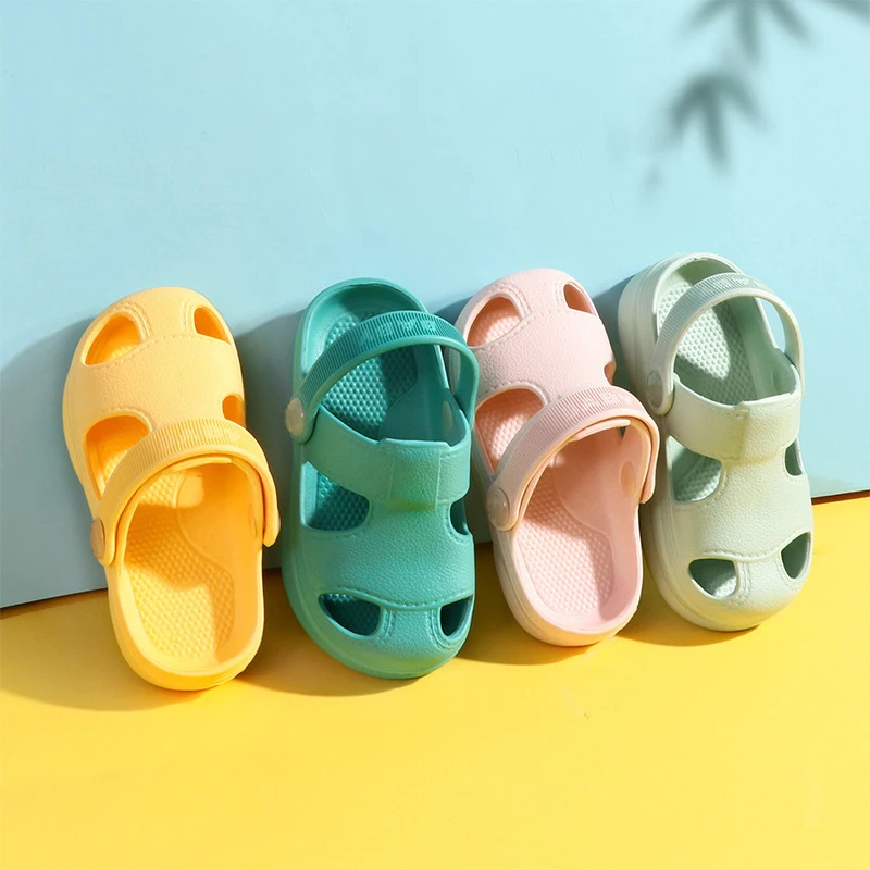 

Cartoon Children's Sandals Cave Shoes Summer Boys' and Babies' Anti slip Soft soled Beach Shoes Girls' and Infants'
