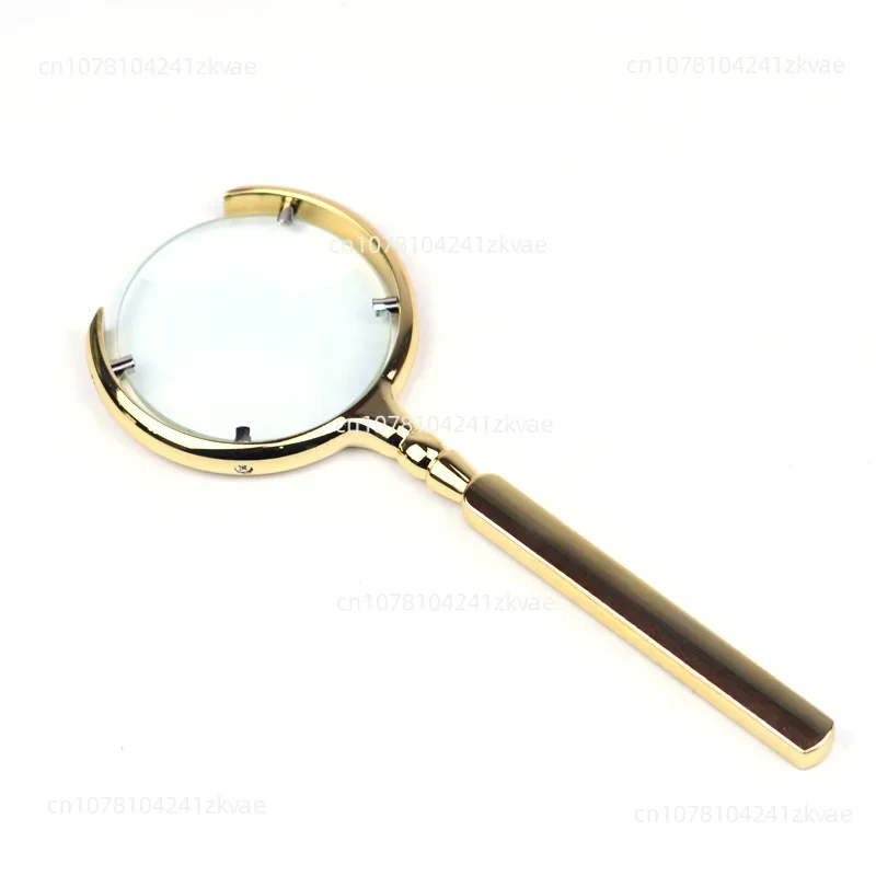 High definition magnifying glass with metal antique optical elements for the elderly to read