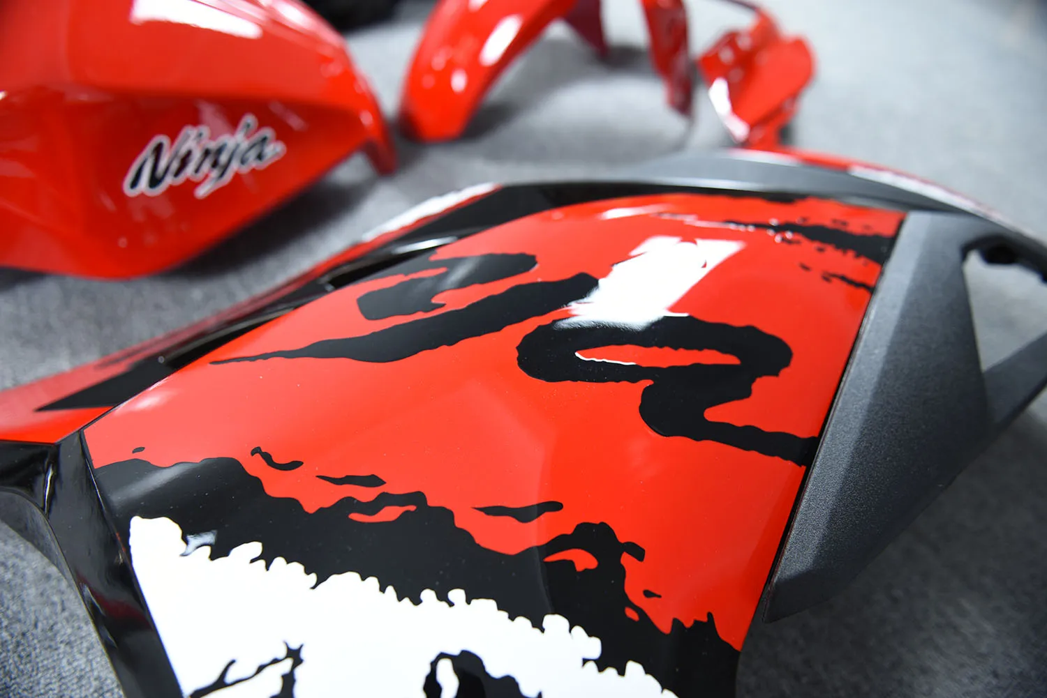 Fairings kit fit For ninja 300 ninja300 2013 2014 2015 2016 2017 EX300 ZX300R Motorcycle Accessories ABS Plastic Housing Red