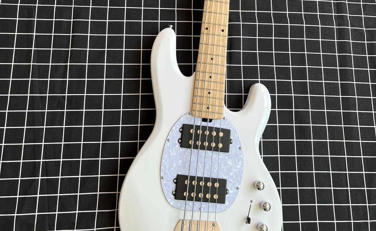 

Wholesale White Music Man 5 Strings Electric Bass guitar with initiative to pickups 9V battery guitar