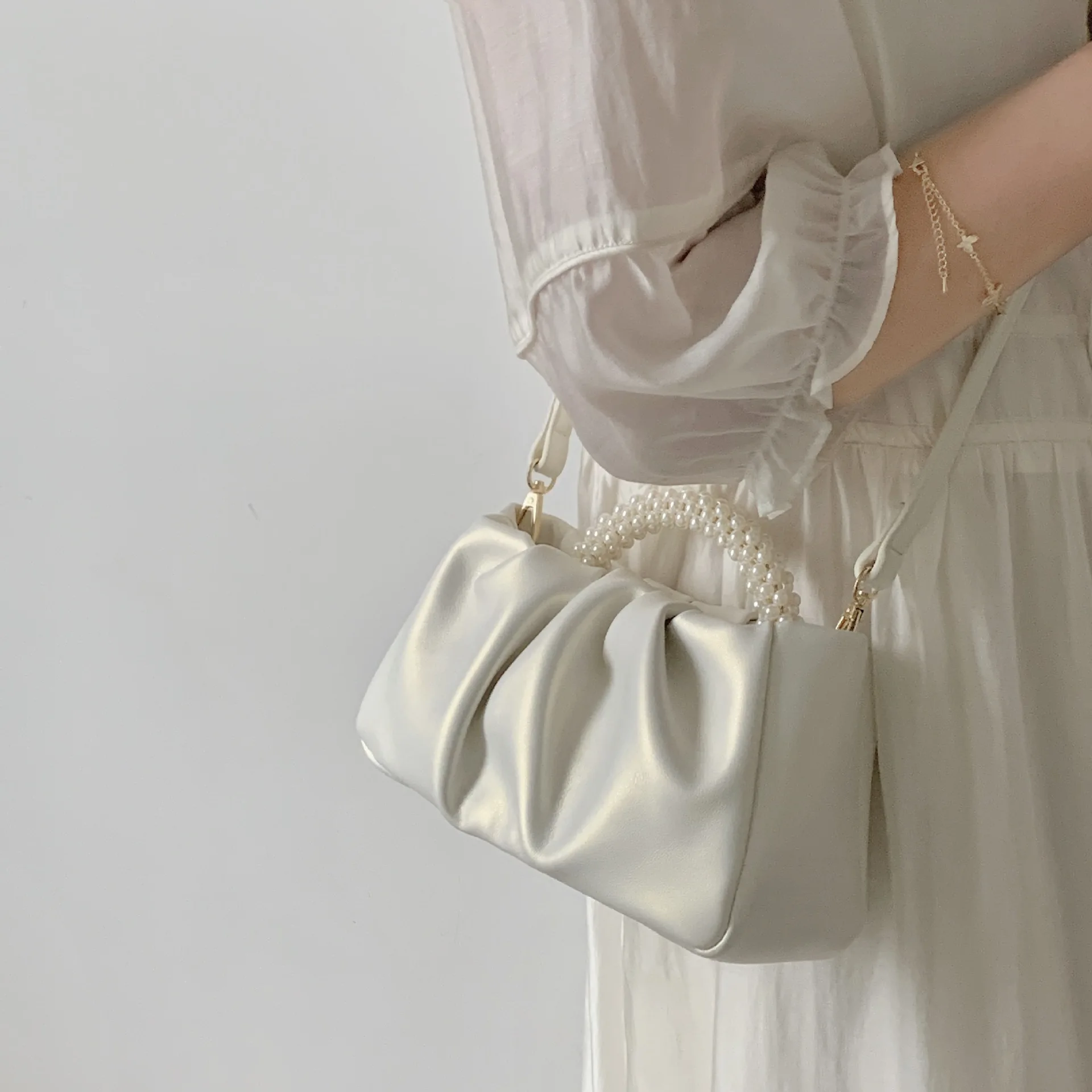 Fashion Pearl Handle Women Dinner Clutch Purse Handbags Luxury Design Ladies Square Shoulder Bags Female Small Messenger Bag sac