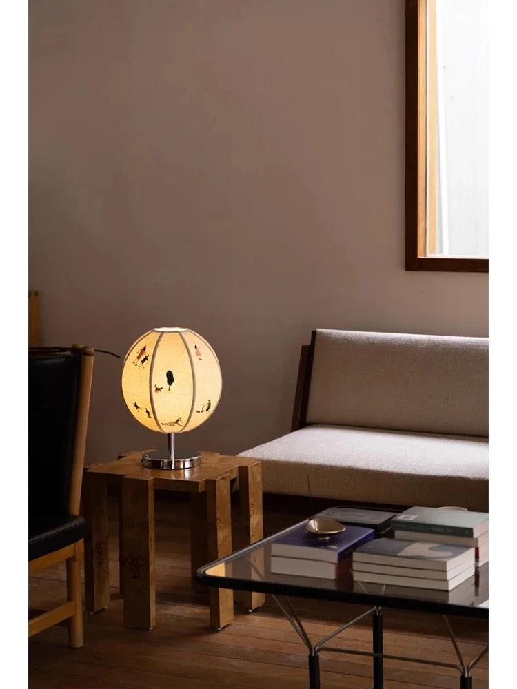 Cotton and linen embroidery desk lamp, bedroom eye protection reading lamp
