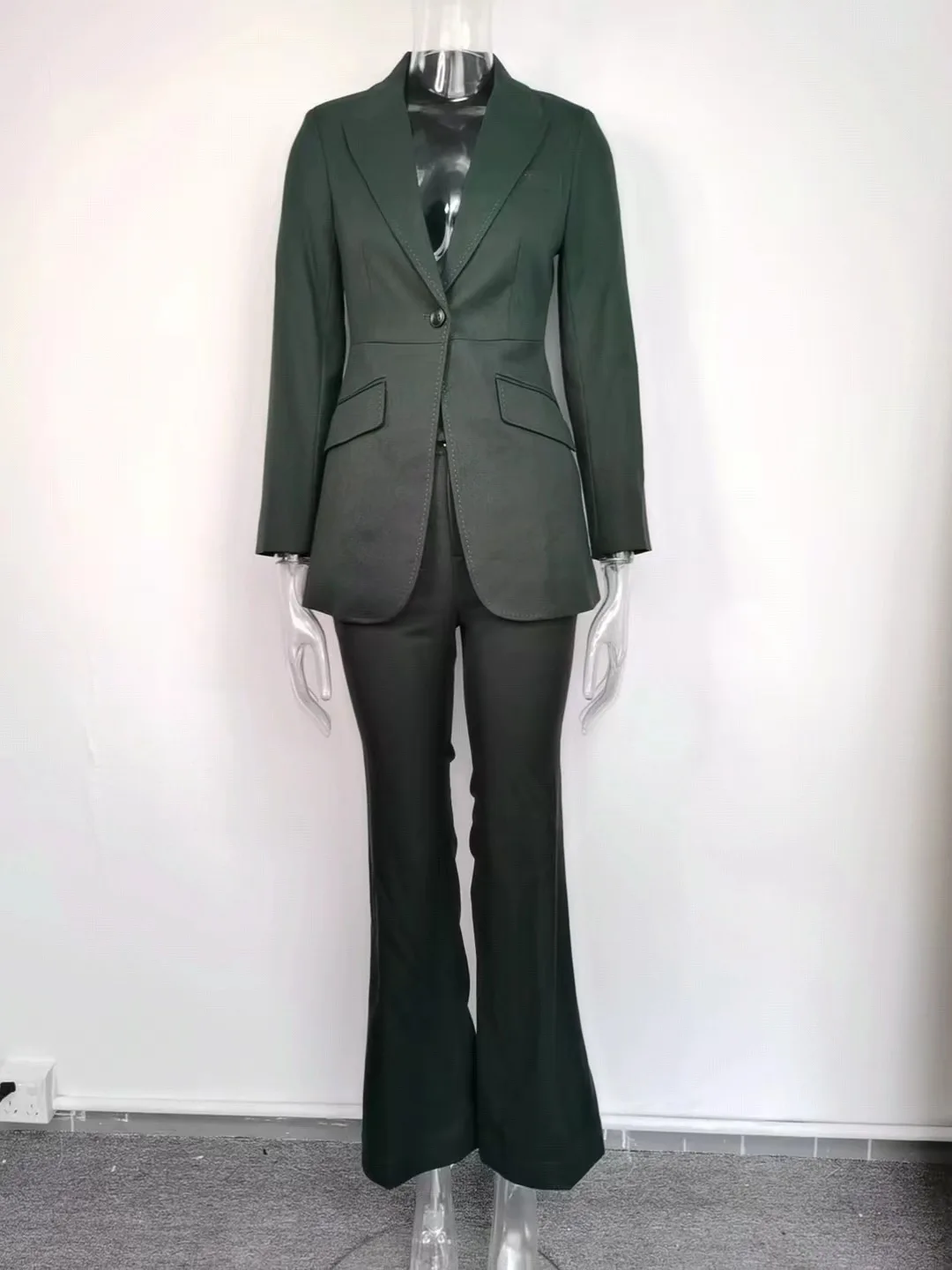 

Single breasted suit jacket + suit pants temperament slimming work commute suit