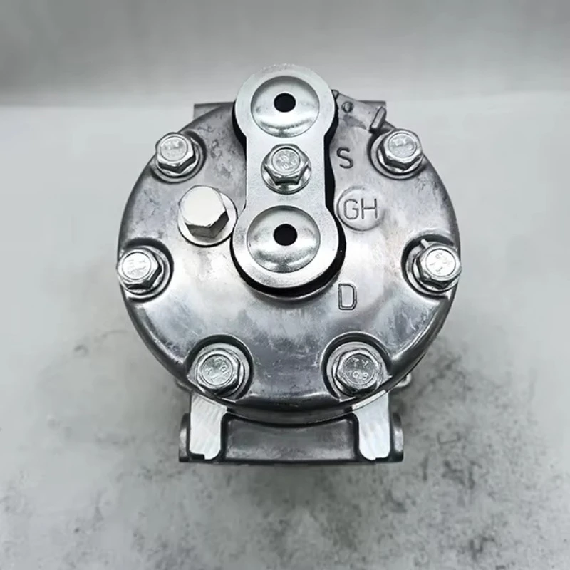 R210-7 Excavator Air Compressor R210-7 Excavator Spare Parts Robex 210-7 AC Compressor