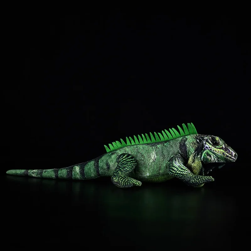 A Simulated Green Iguana Doll  Cute Lizard Doll Plush Toy Lifelike Animals Simulation Stuffed Doll Kawaii Toy Gifts
