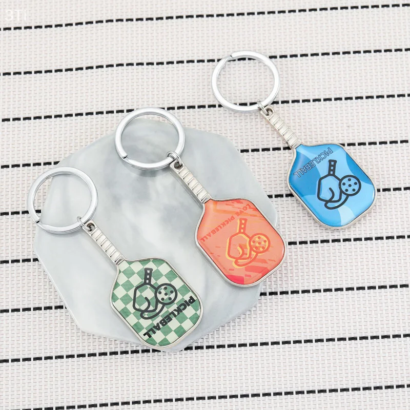 Creative Zinc Alloy Pickleball Racket Keychain Pickle Sports Keychains Simulation Sports Equipment Pickleball Paddle Keychains