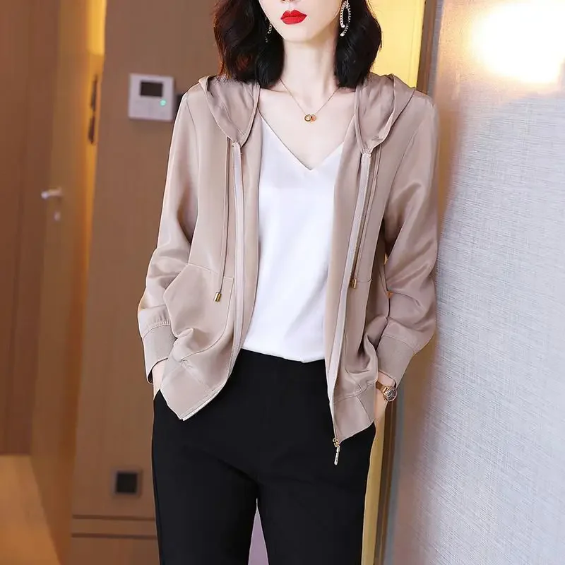 

Women's Silk Cardigan Hooded Jacket Spring Summer Coat Baseball Uniform Sweater Designer High Quality Plus Size Pocket