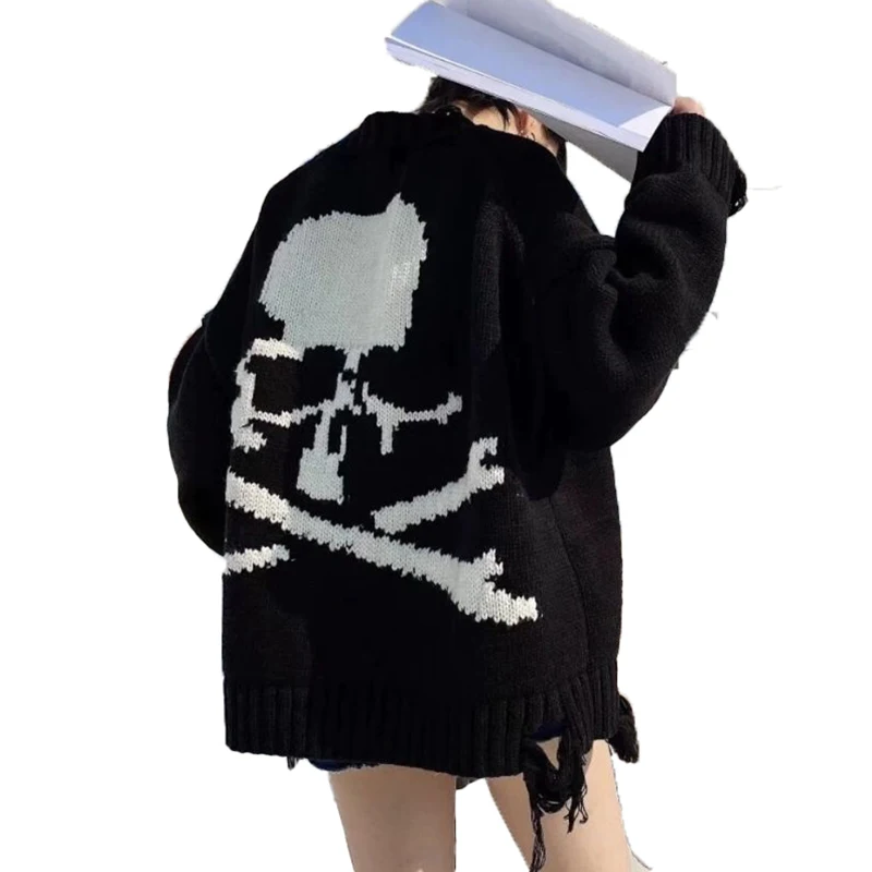 Women\'s sweater Retro sweater dark style Harajuku style y2k skull pattern thickening Men loose retro knit sweaters Korean tops