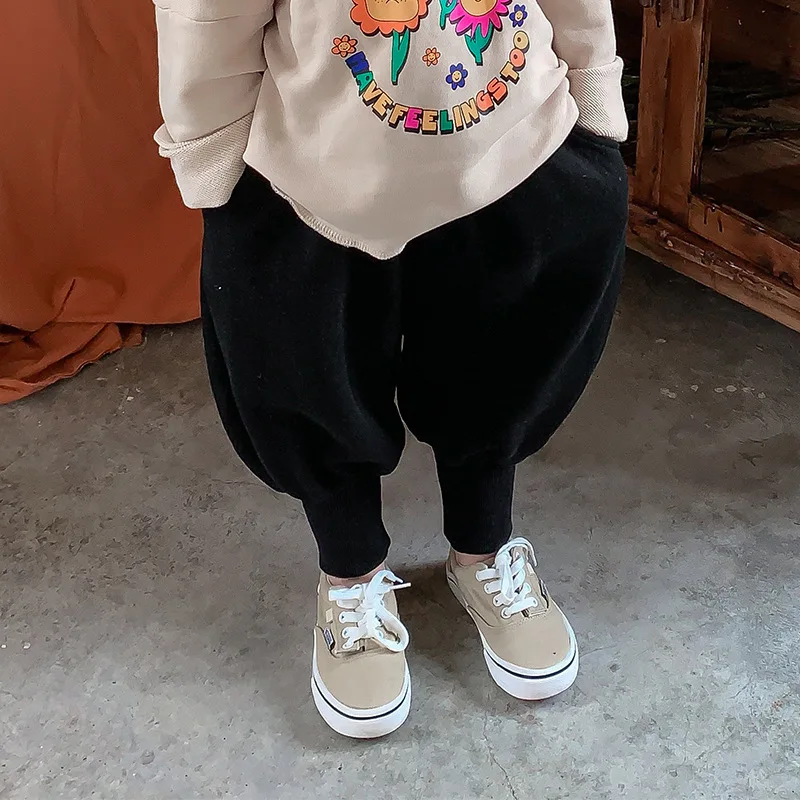 

2025 Children's Autumn Knitted Sweatpants Sweatpants Loose Bloomers Leggings