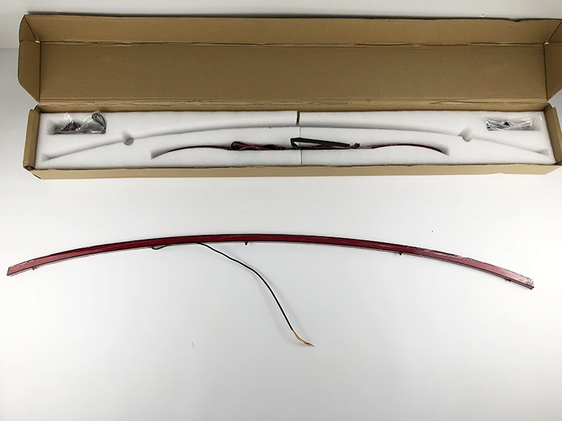 For audi new A6 C8 width light signal light Through trunk rear lamp LED turn signal Light modified new streamer through light