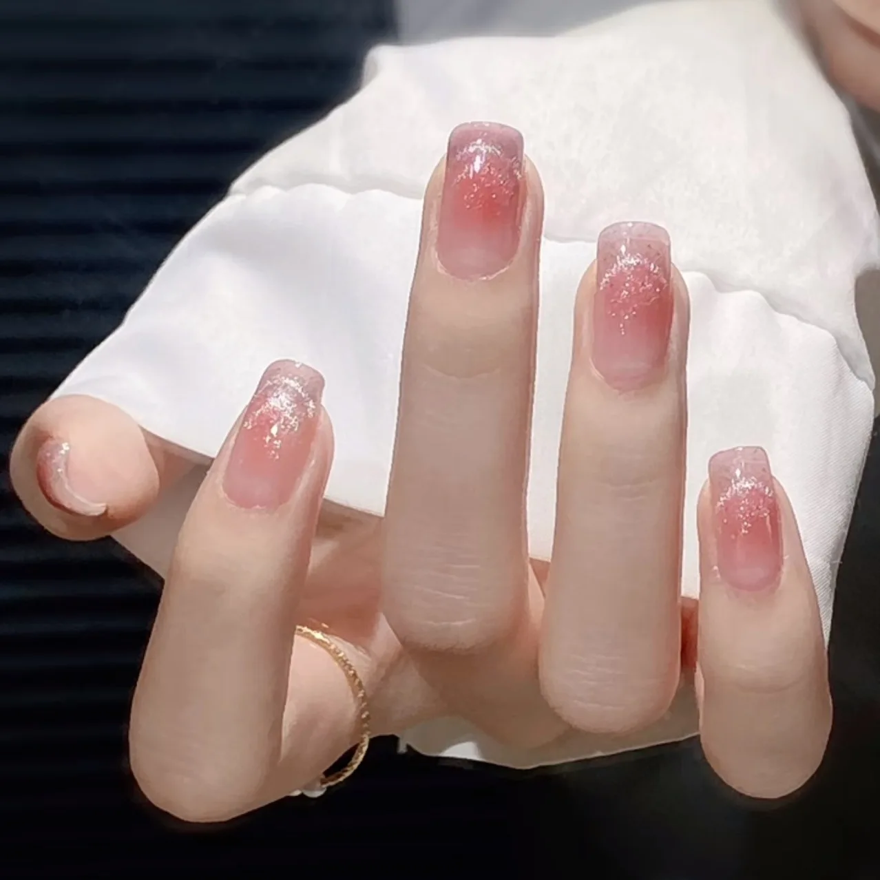 24PCS Cat's Eye Blush Phototherapy Cat's Eye Aurora Glitter Fake Nails