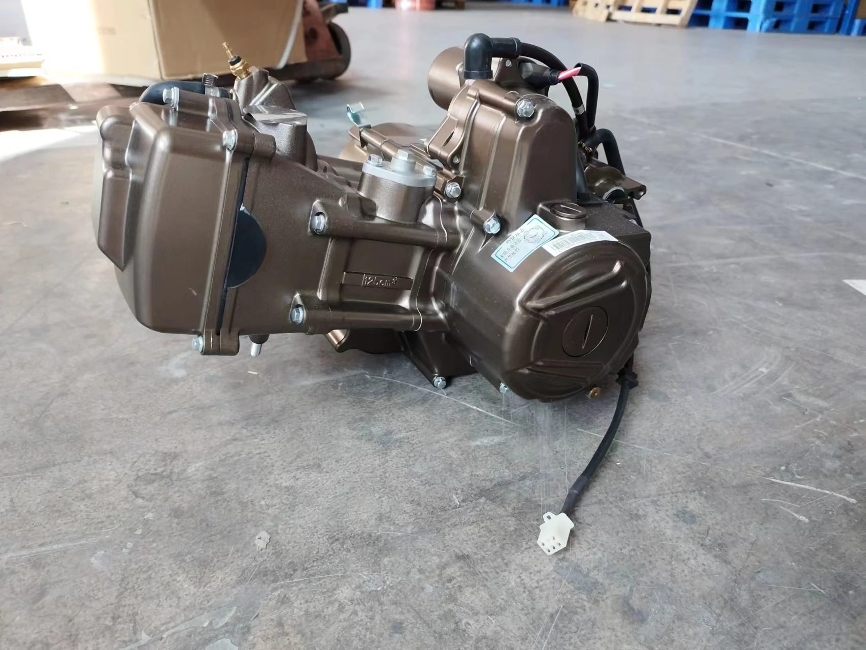 

Factory Hot Selling High quality loncin horizontal 130CC engine 2 valve 4 stroke water cooled electrical kick start with 4 gears