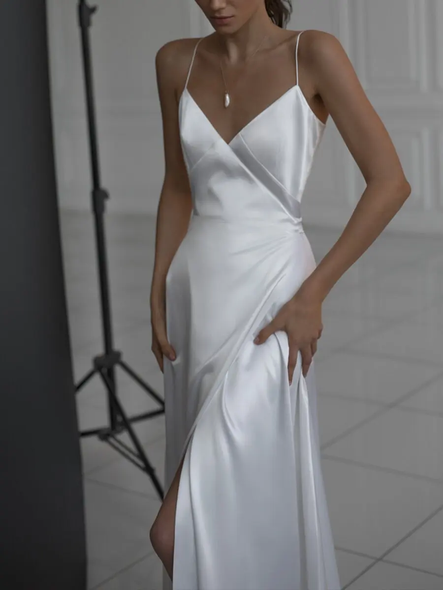 Sexy Minimalist A-Line Party Wear Satin Sleeveless Spaghetti Strap High Split Sweep Train Prom Evening Gown 2025 Free Customized