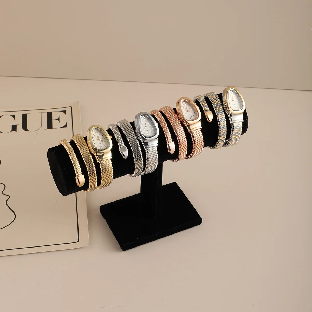 1 قطعة-مجموعة الماس النسائية علبة سبائك رأس الأفعى الماس مجموعة غرامة سوار كوارتز ساعة نسائية فاخرة