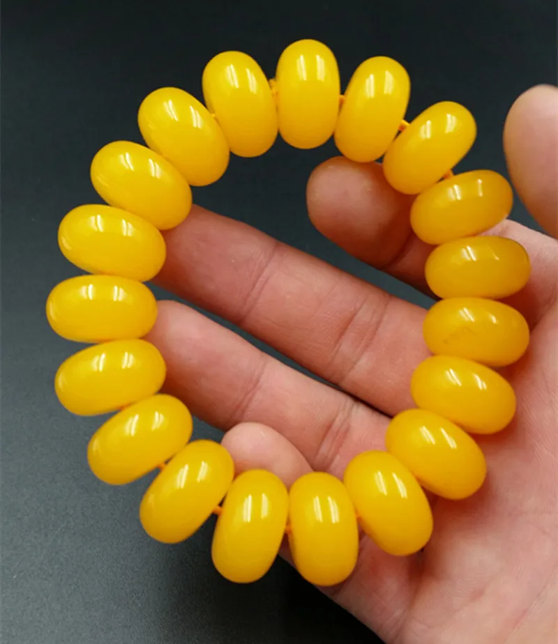 

High end exquisite natural abacus bead bracelet, chicken oil yellow safety buckle