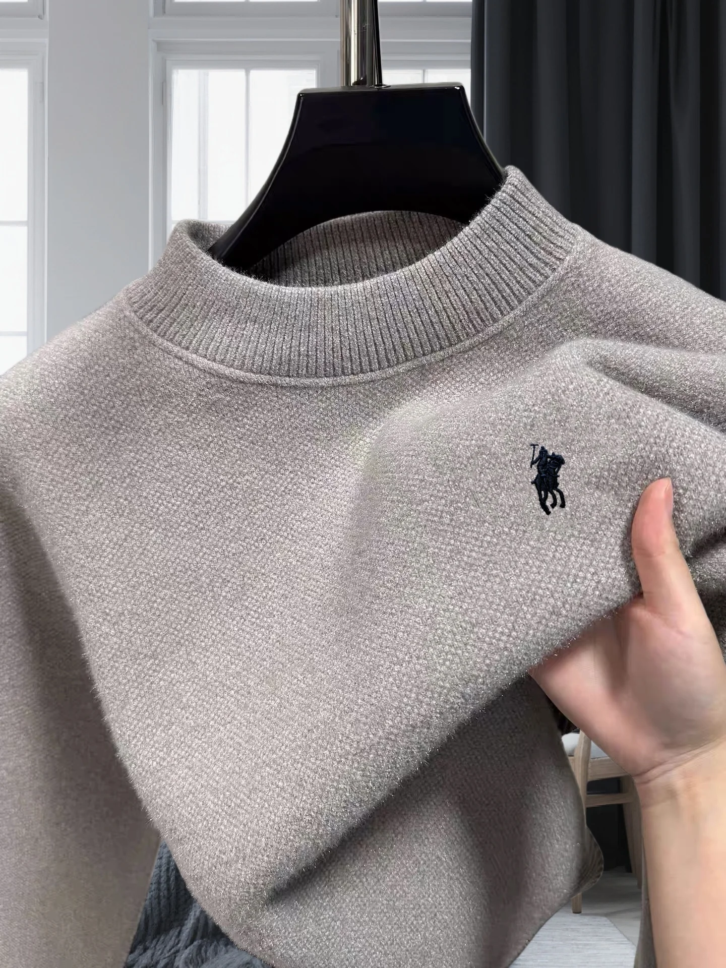 

High end brand velvet men's new designer fashion exquisite pony embroidery winter thick warm round neck top Paul knitted sweater