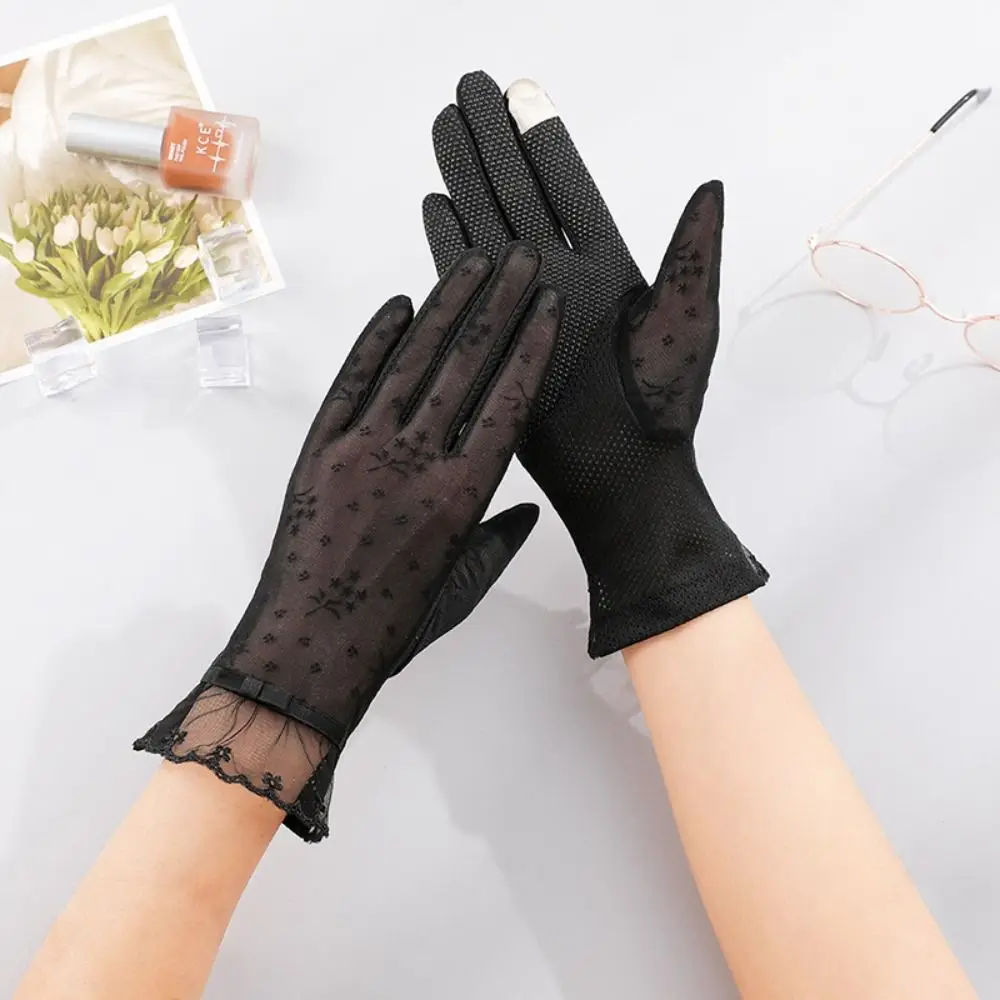 Fashion Lace Sunscreen Gloves Thin Anti-Slip Ice Silk Gloves Skirt Edge Sun Protection Touchscreen Gloves for Women Female Lady