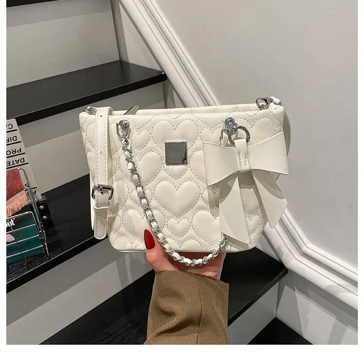 

Large Capacity Chain Bag Women's 2026 New Fashion Simple Casual Shoulder Bag Foreign Style Tote Bag Messenger Bag