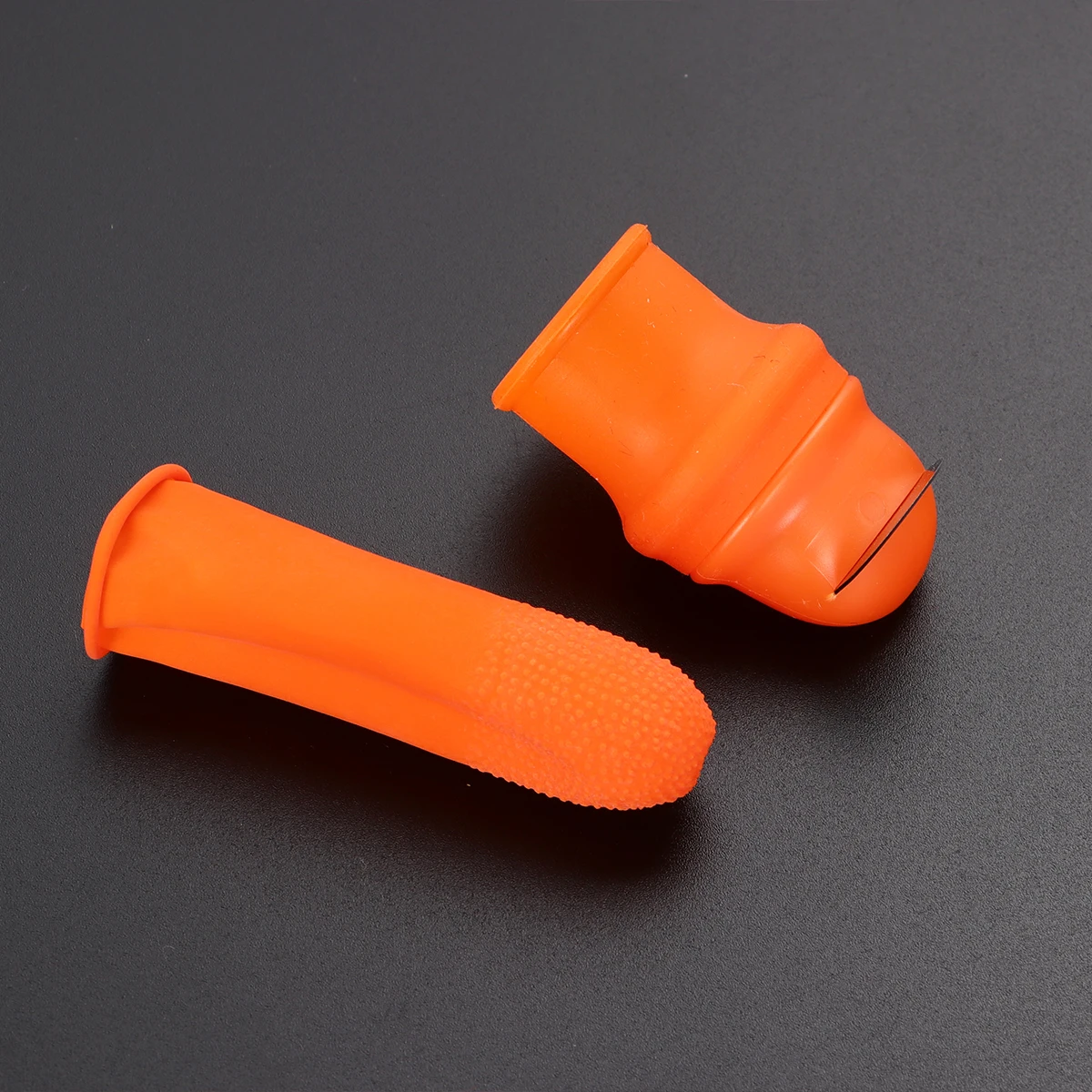 

3PCS Thumb Knife Gardening Tools Stainless Steel Blade Soft Silicone Finger Gloves Pruning Harvest Vegetables Fruits Picking