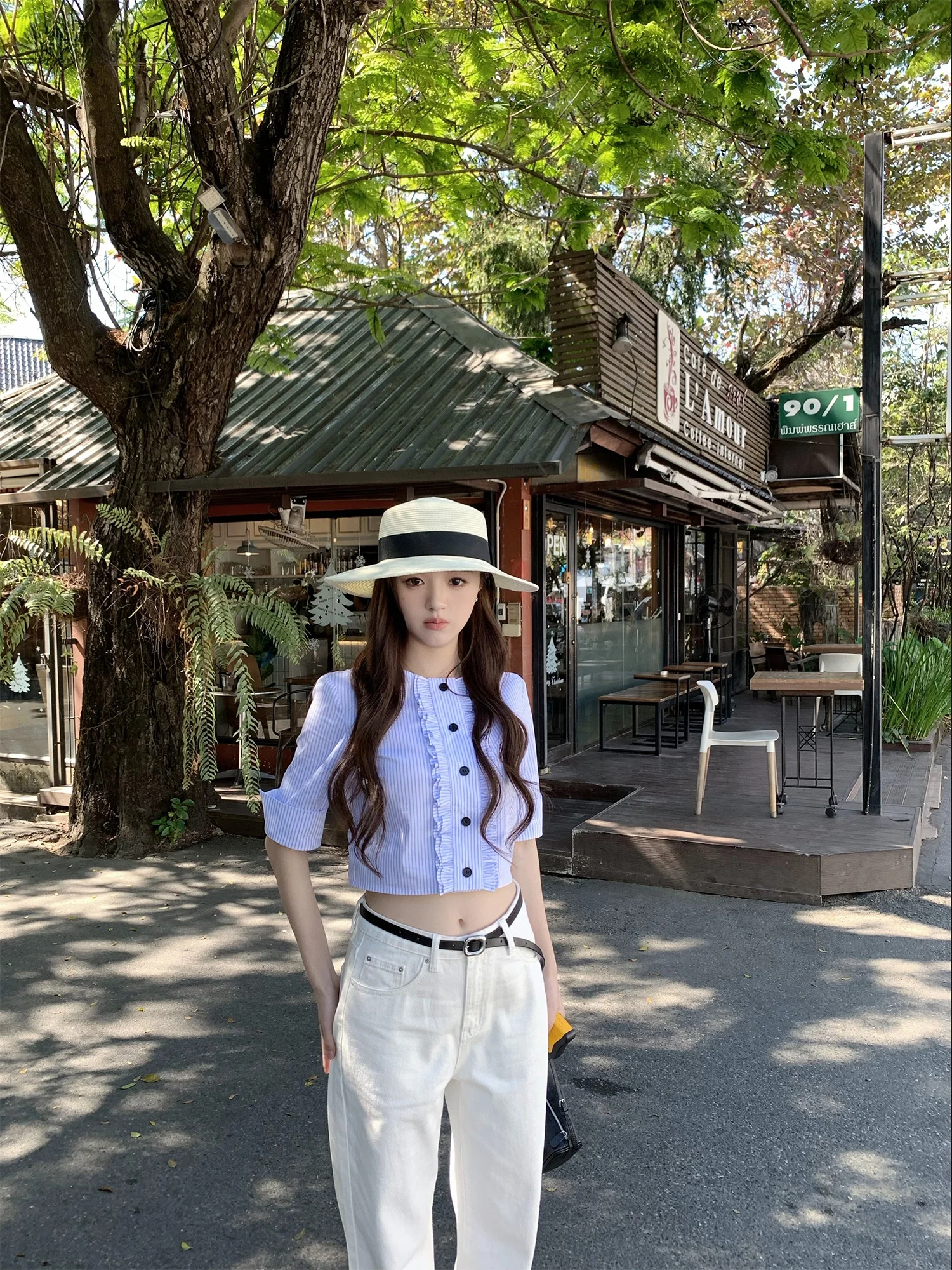 

Neurcz Women's Short Sleeve Striped Shirt Sweet round Neck Spring Fashion T-Shirt Five-Quarter Length A-Line Sleeve Design