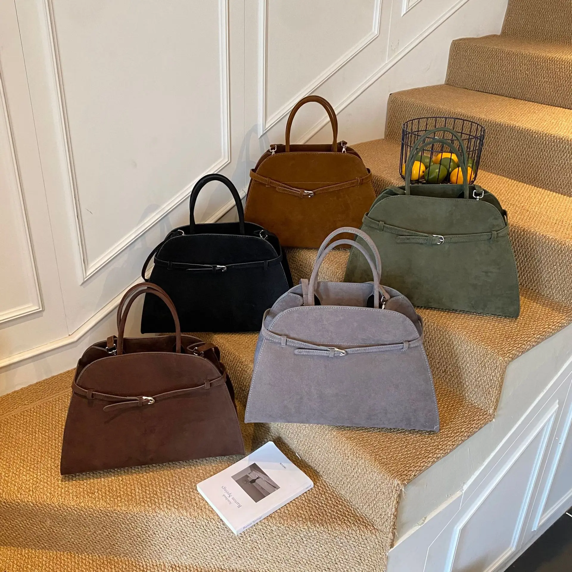 

Vintage Large Capacity Faux Suede Tote Bag Designer Belts Deco Women Shoulder Bags Luxury Quality Big Handbags Trend Bucket Bag