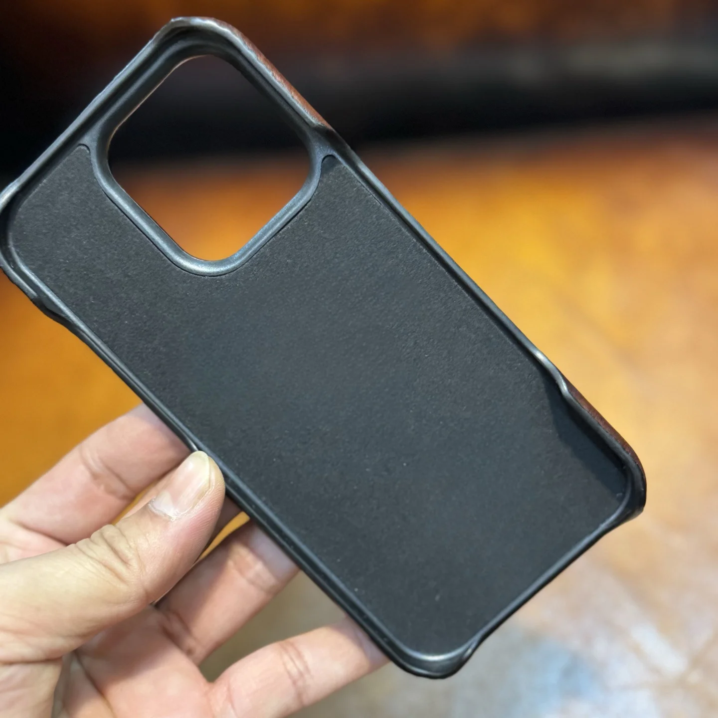 DIMY 2025 is suitable for 16 Pro Max phone case  16 Pro new genuine leather protective case