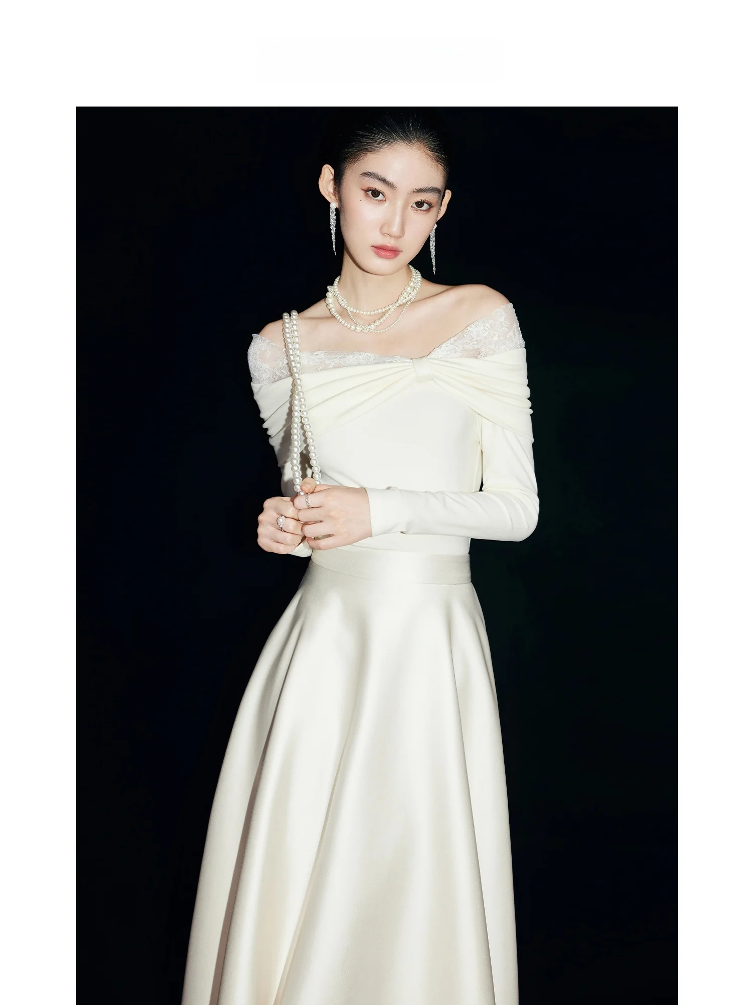 

MandyZhang High Thread Count Combed Cotton One Shoulder Knitted Shirt Women Spring Design Lace Knot Elegant Style