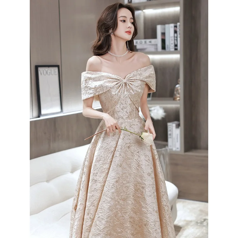 2025 New Spring Women's One Shoulder Butterfly Knot Decoration Gold Evening Dress Fashion French Host Birthday Party Style Dress