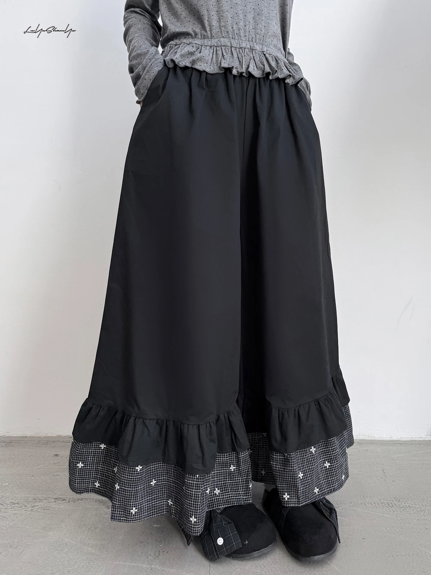 Slimming Wide Leg Pants Simple Design Trousers with Plaid Patchwork Hemline Casual Pants for Women Cotton Material